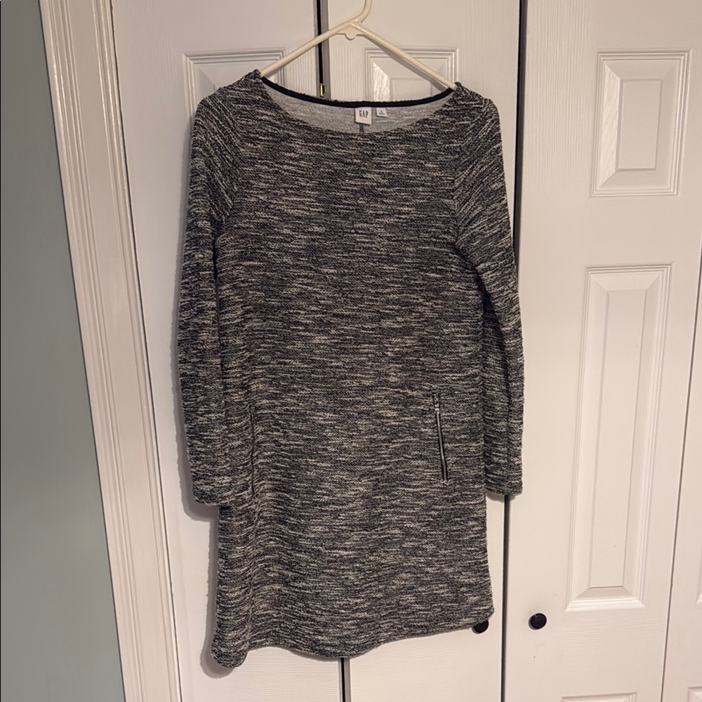 GAP Black and White Knit Dress